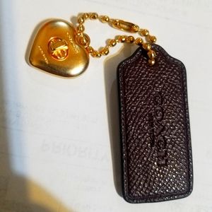 NWOT RARE COACH OXBLOOD & GOLD HEART TURN KEY LOCK CHARM.